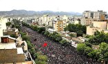 اختصاصی دفاع‌پرس/ استقبال کم نظیر مردم مشهد در تشییع شهید جمهور