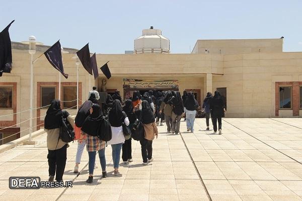 تصاویر/ بازدید دانشجویان از مرکز فرهنگی و موزه دفاع مقدس استان سمنان