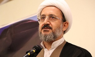 اخلاص و ایثار از برترین فضایل انسانی است
