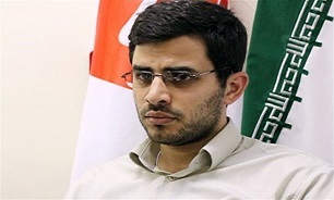 فاصله گرفتن جامعه از فضای انتخابات باعث تلاش مضاعف دشمن می‌شود