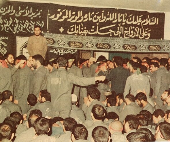 فیلم/ سوگواری اسرای عراقی در ماه محرم