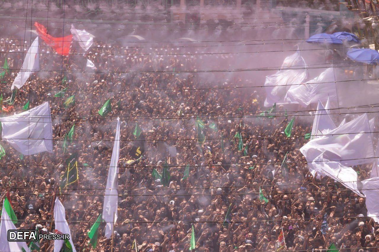 گزارشی از بزرگ مراسم عزای حسینی در روز عاشورا+ فیلم و تصاویر