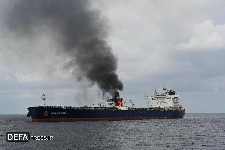 ارتش یمن یک کشتی را در خلیج عدن هدف قرار داد