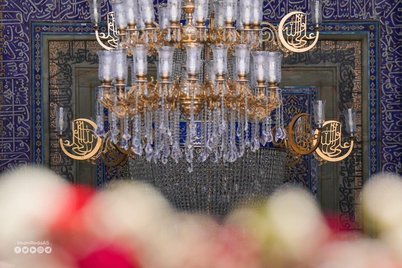 متحیرم چه نامم شه ملک لافتی را؟