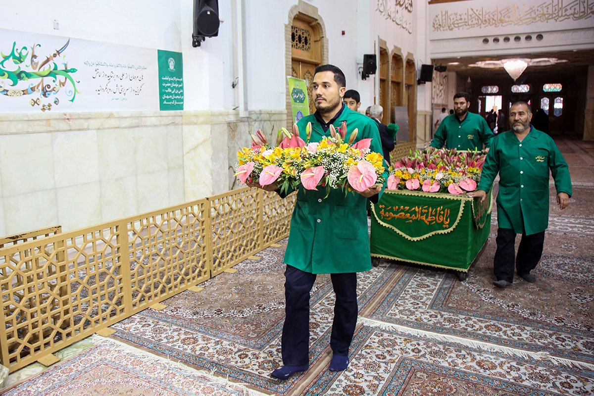 متحیرم چه نامم شه ملک لافتی را؟