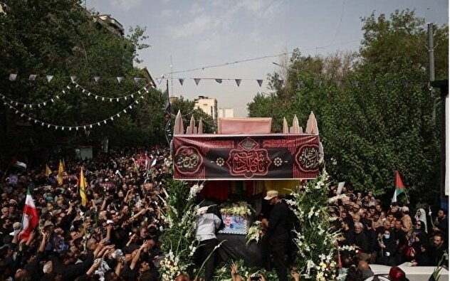 فیلم/ سنگ تمام تهرانی‌ها در تشییع پیکر مجاهد شهید اسماعیل هنیه