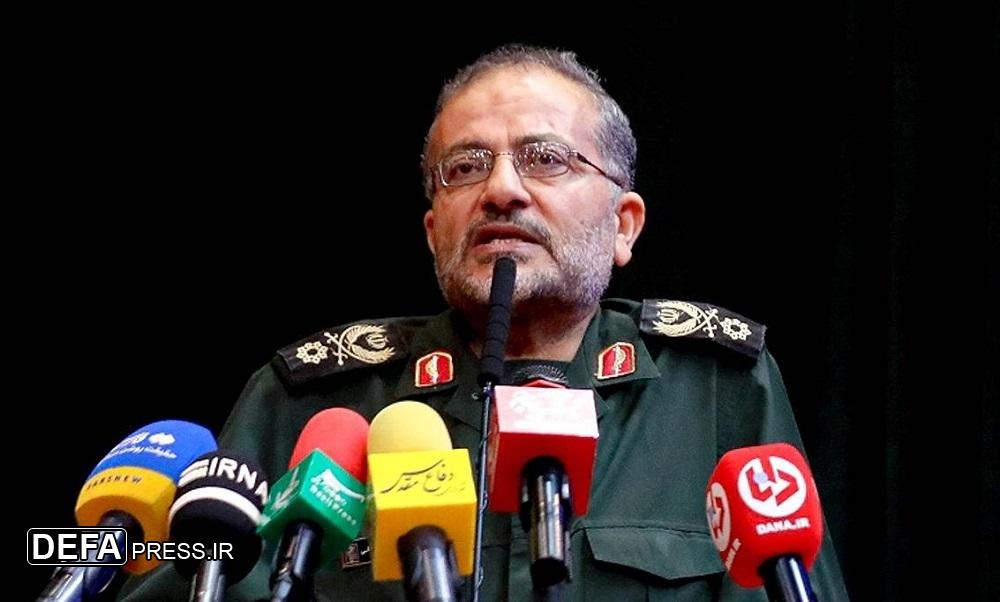 قیام عاشورا ملت ایران را زنده کرد