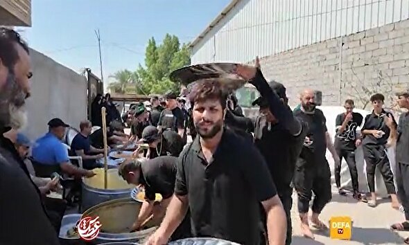 فیلم/ برپایی سفره حضرت ام‌البنین (س) در موکب یا لثارات‌الحسین (ع) کربلای معلی