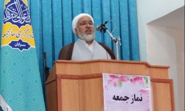 حجت‌الاسلام والمسلمین مرتضایی‌نیا امام جمعه شهرستان سرایان