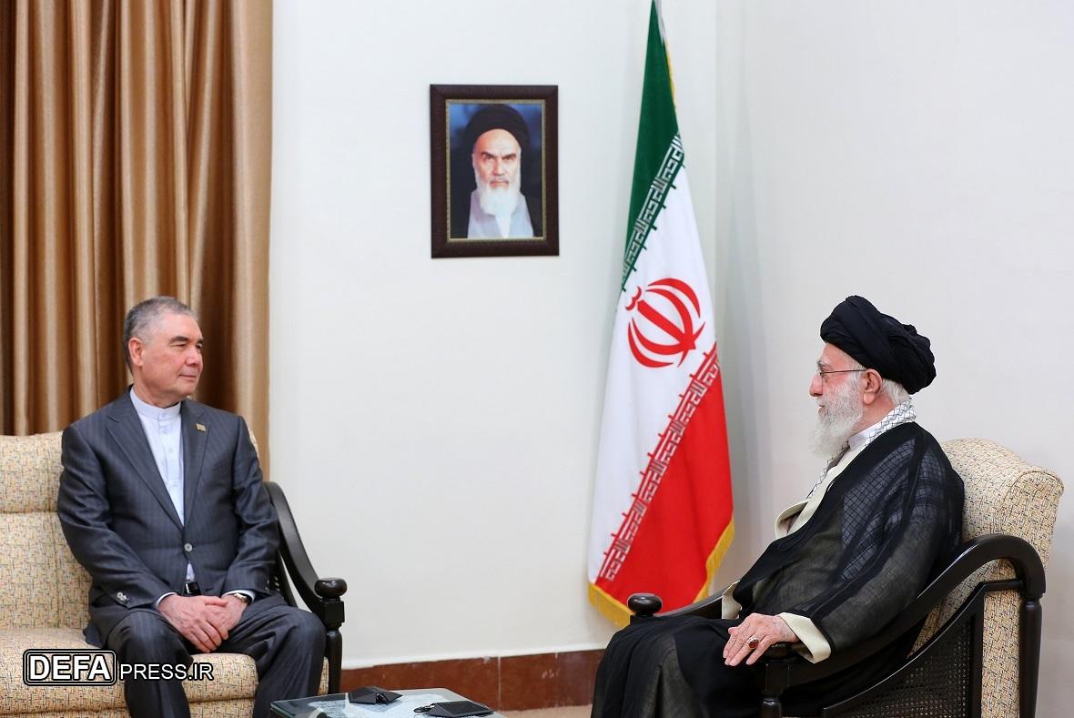 دیدار رهبر ملی ترکمنستان و هیئت همراه با امام خامنه‌ای