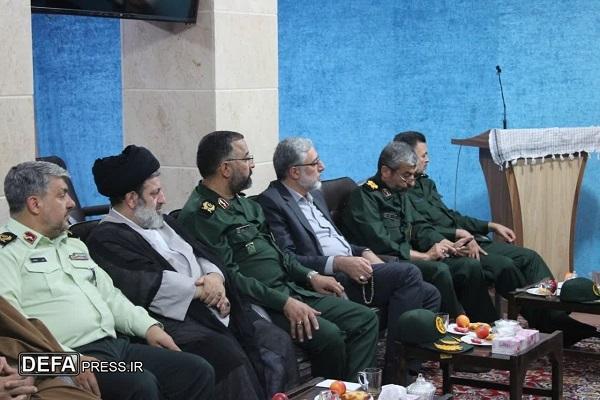 دیدار فرماندهان نظامی و انتظامی مستقر در استان سمنان با  نماینده ولی فقیه در استان و امام جمعه سمنان