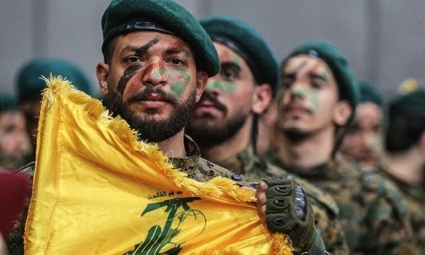 برگزاری اجتماع «حزب‌الله هنوز زنده است» در مشهدالرضا
