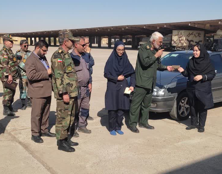 چهاردهمین تور گردشگری دفاع مقدس خوزستان به میزبانی تیپ ۱۹۲ زرهی نزاجا برگزار شد + تصاویر