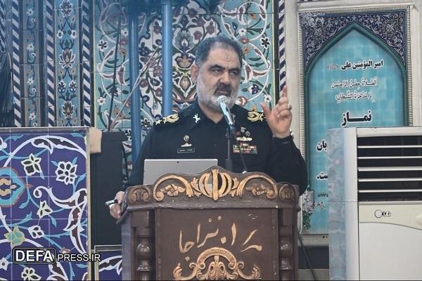 امیر دریادار ایرانی: نیروی دریایی ارتش، اقتدار نظام اسلامی را به نمایش درآورده است