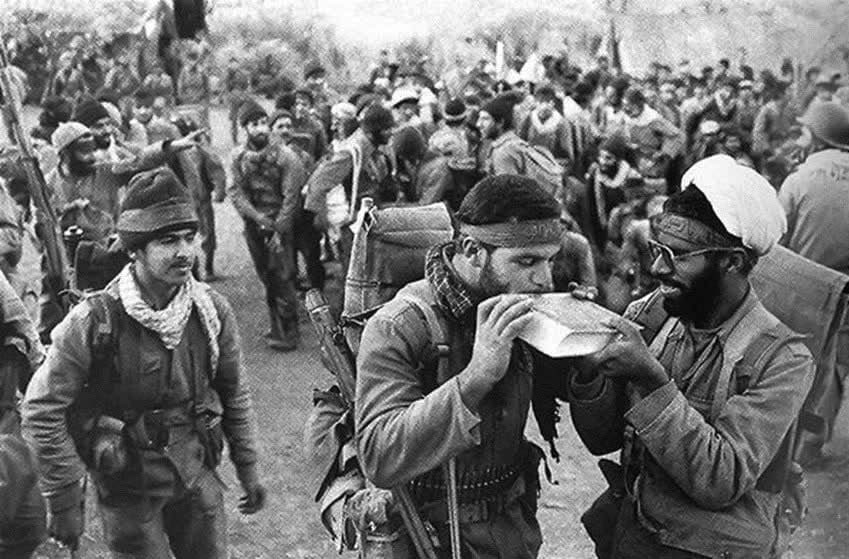 عکس/ اعزام نیروهای خطشکن به عملیات «والفجر چهار» عکس/ اعزام نیروهای خطشکن به عملیات «والفجر چهار»