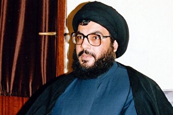 عکسی از جوانی شهید «سید حسن نصرالله» پشت فرمان اتومبیل