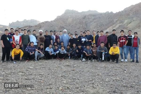 طبیعت‌گردی اعضای منتخب اتحادیه انجمن‌های اسلامی دانش‌آموزان استان سمنان به‌همراه نماینده رهبر معظم انقلاب در استان
