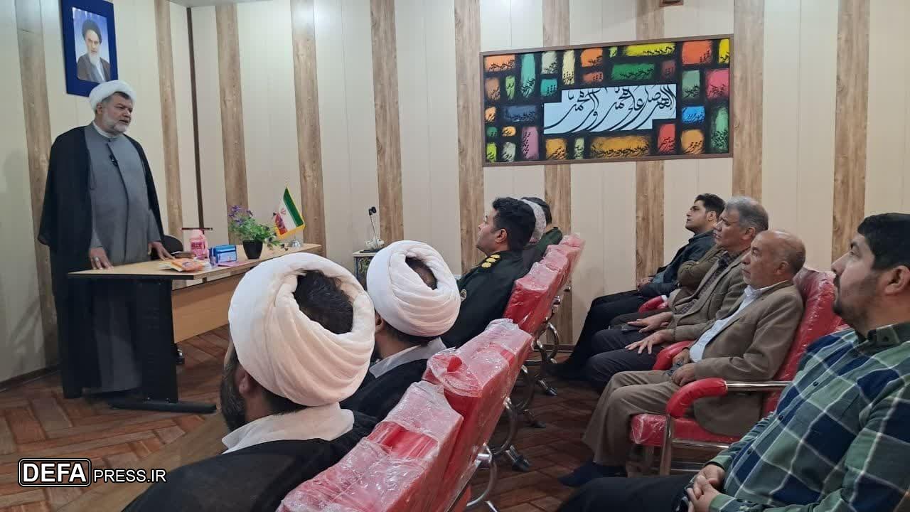 اهدای ۱۰۰۰ نوشت‌افزار به دانش‌آموزان نیازمند در تربت جام+ تصاویر