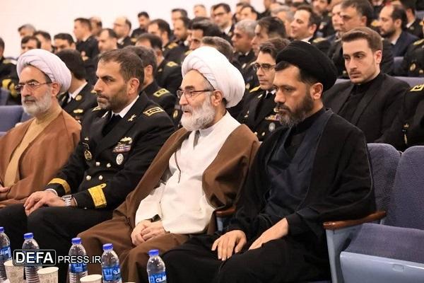 نیروی دریایی ارتش جمهوری اسلامی در اوج قله افتخار و سربلندی
