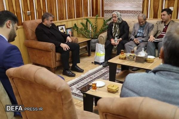 سردار شهید حاج قاسم سلیمانی و جبهه مقاومت از طلایه‌داران نیروی اسلام هستند