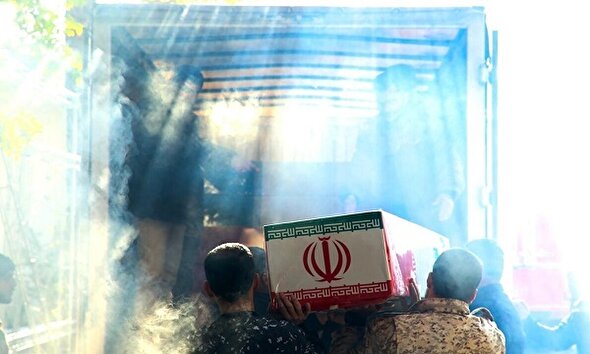 فیلم / آیین وداع با پیکر مطهر ۳۰۰ شهید گمنام دفاع مقدس در موزه انقلاب اسلامی و دفاع مقدس