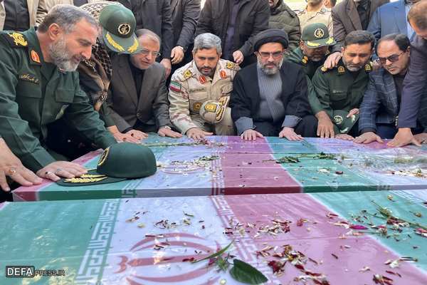 استقبال بی‌نظیر گلستانی‌ها از ۴ لاله فاطمی در گرگان+ تصاویر