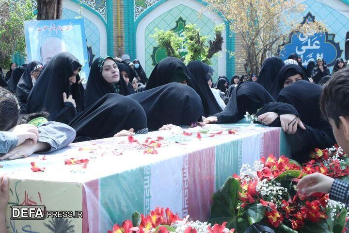 تشییع پیکر مطهر شهید گمنام دفاع مقدس در تهرانسر