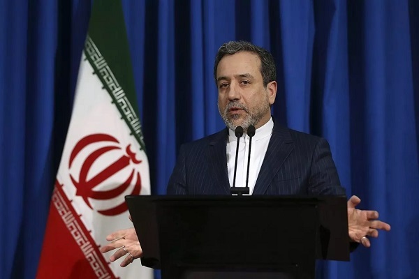 عراقچی: گفت‌وگوهای سیاسی میان دولت سوریه و گروه‌های معارض مشروع آغاز ‌می‌شود
