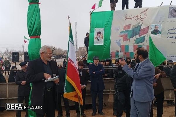 بدرقه شهید گمنام عملیات «والفجر۱» توسط دانشجویان دانشگاه صنعتی قوچان+ فیلم