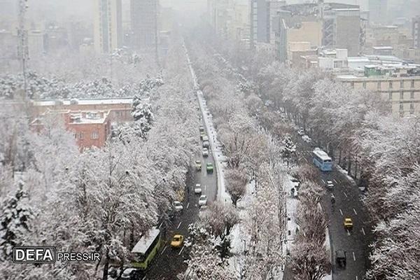 دمای هوای تهران به زیر صفر درجه می‌رسد