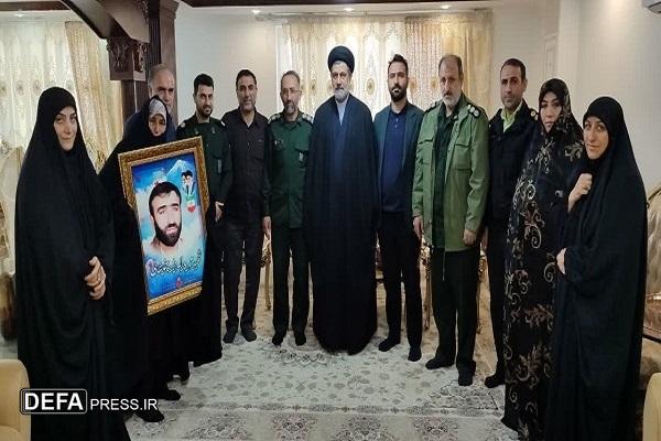 ثمره خون شهدا استحکام پایه‌های انقلاب اسلامی است