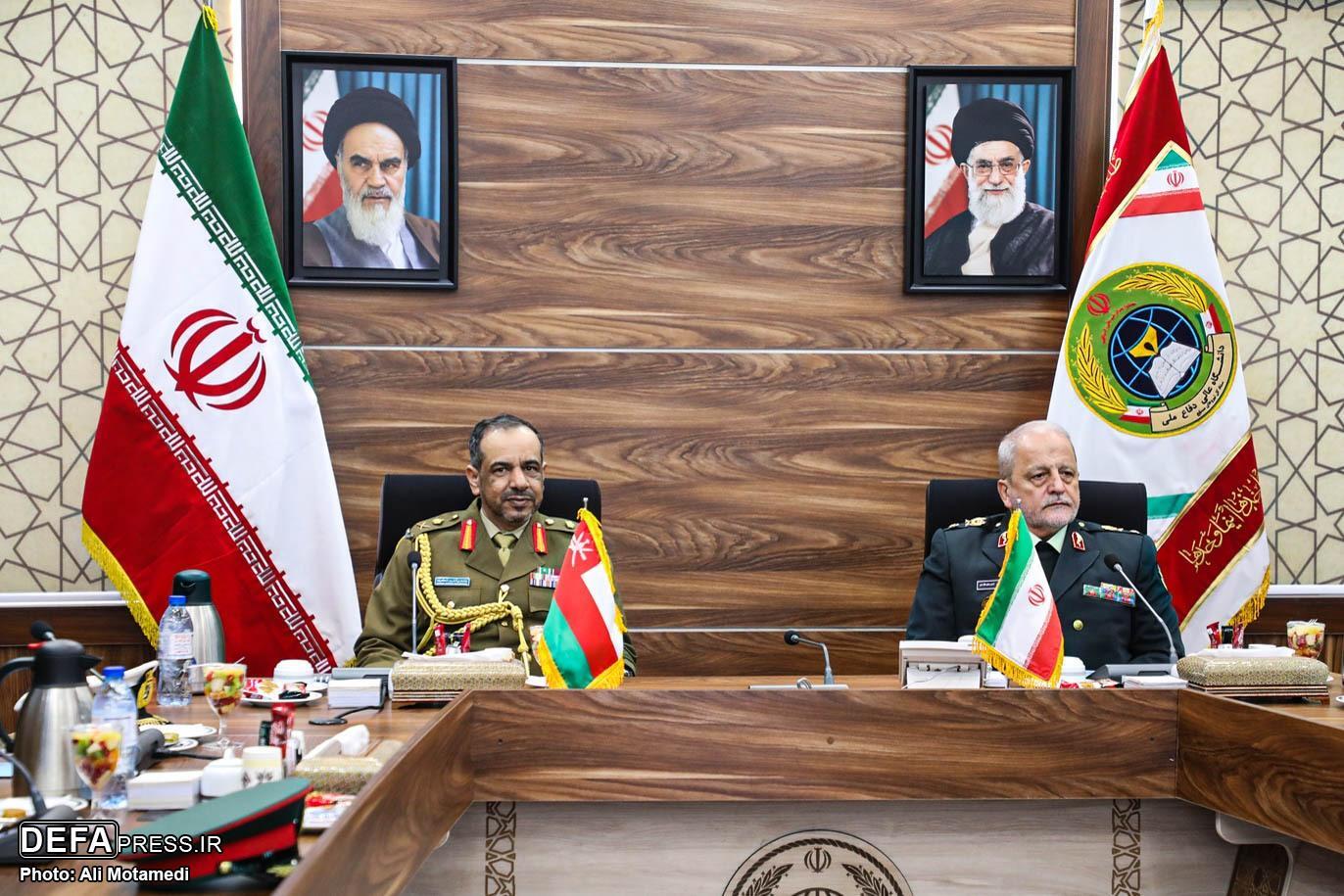 امضا تفاهم‌نامه همکاری میان «دانشگاه عالی دفاع ملی» و «دانشگاه دفاعی عمان»