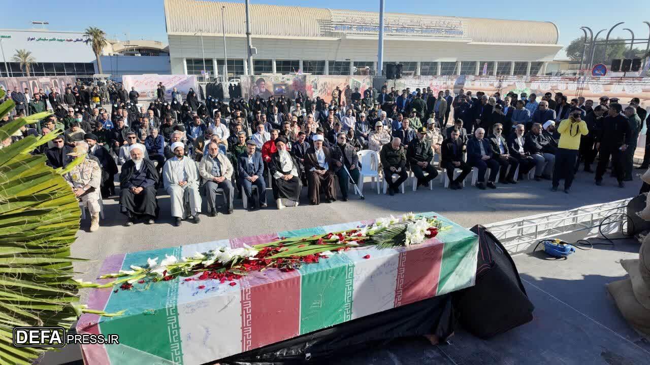 فرودگاه بین‌المللی اهواز متبرک به حضور شهید گمنام شد