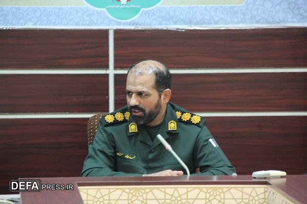 باید دانش آموزان را هنرمندانه درگیر جشنواره «افتخار من» کرد