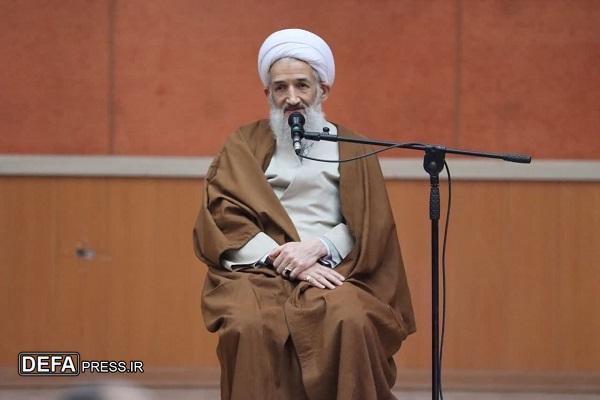 حفظ و انتقال حماسه‌ها و مجاهدت‌های شهدا به نسل آینده ضرورت دارد