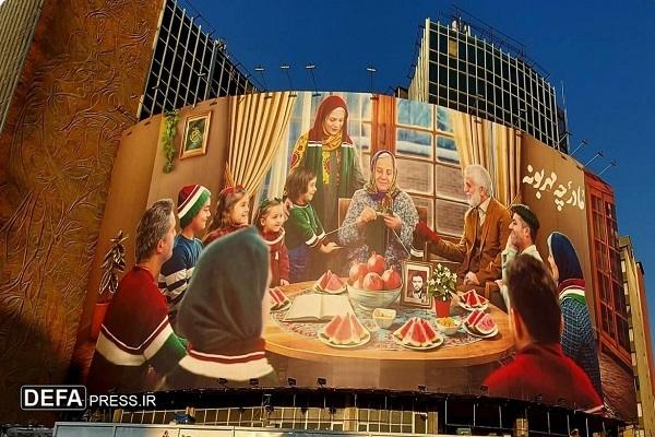 دیوارنگاره «مادر چه مهربونه» رونمایی شد