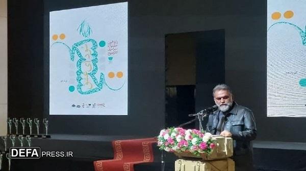 برگزیدگان پانزدهمین جشنواره سراسری تئاتر بسیج «سودای عشق» تقدیر شدند