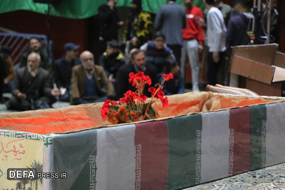 آیین گرامیداشت سالگرد خاکسپاری شهید گمنام در بوستان لاله قم