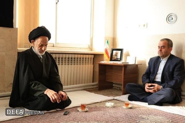 تفکر انقلابی با تغییر مدیران نباید جابجا شود