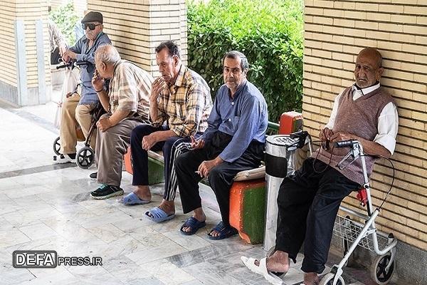 تدوین لایحه حمایت از حقوق سالمندان و ارائه آن به مجلس
