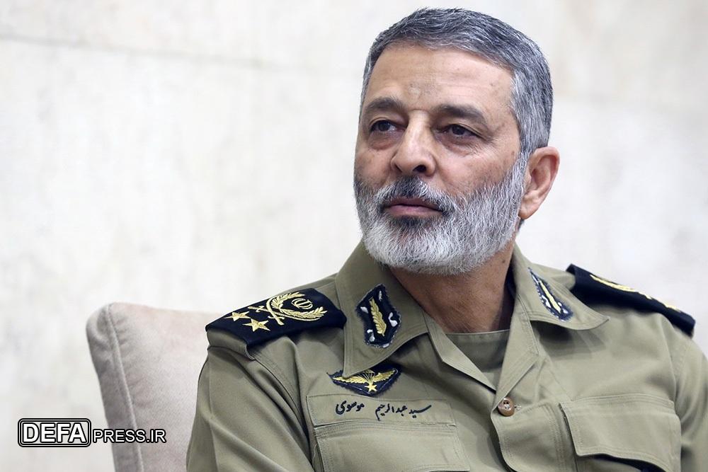 پیام تسلیت فرمانده کل ارتش به مناسبت درگذشت امیر سرتیپ دوم جوادی