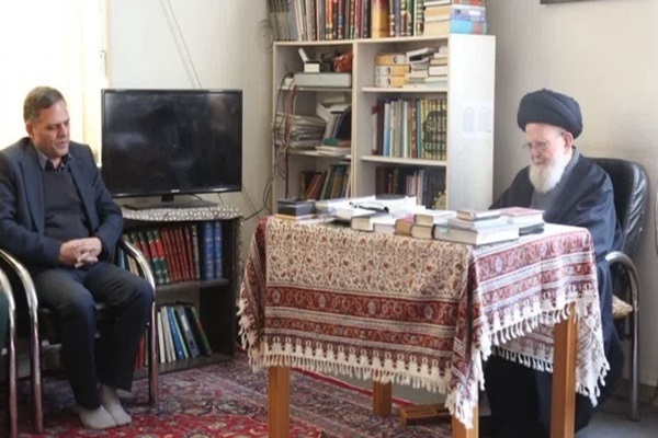بهره‌برداری از طرح‌های نیمه تمام در توسعه استان نقش مهمی ایفا خواهد کرد