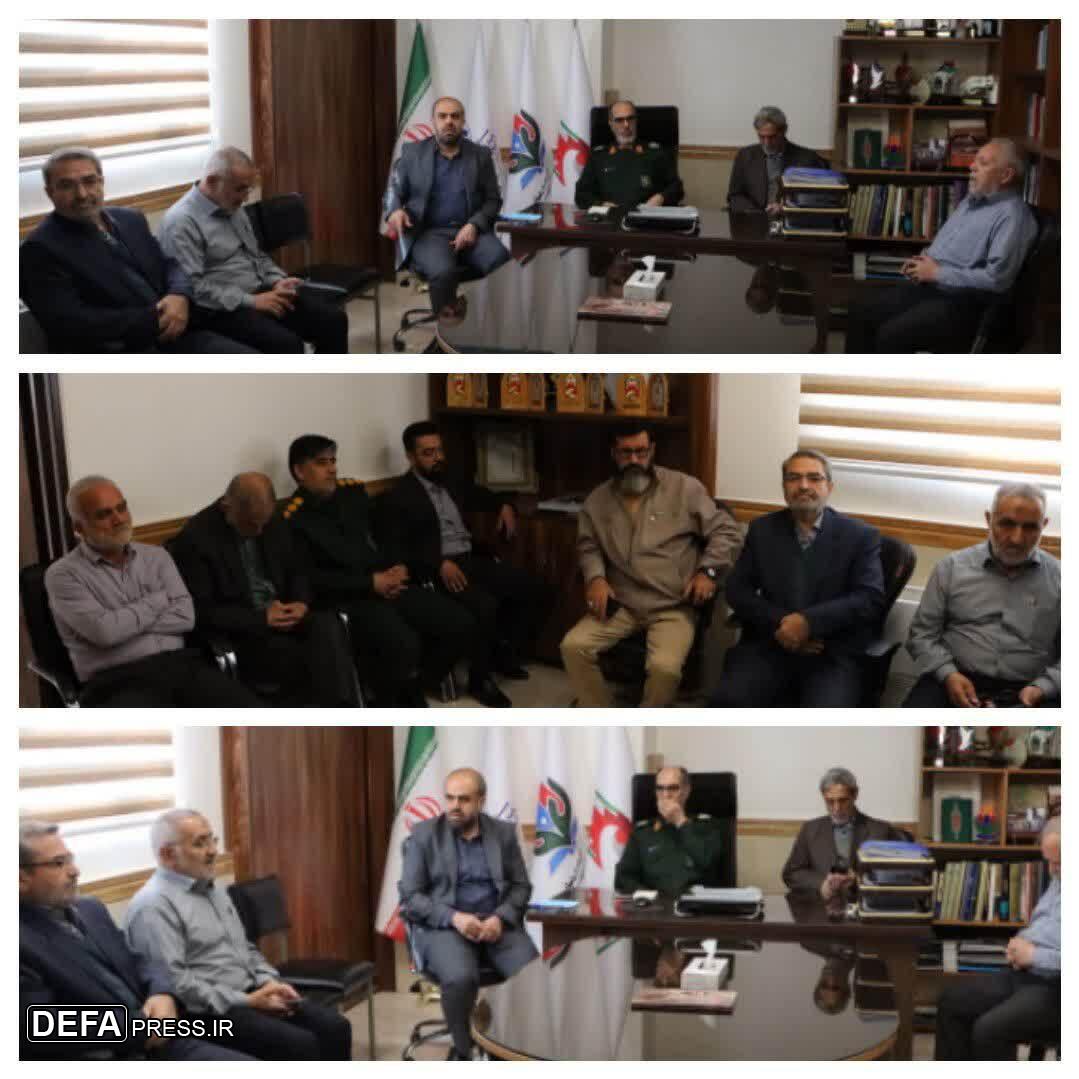 زبان هنر یکی از بهترین راه‌های انتقال فرهنگ غنی دفاع مقدس و مقاومت به جوانان و نوجوانان عزیز است.