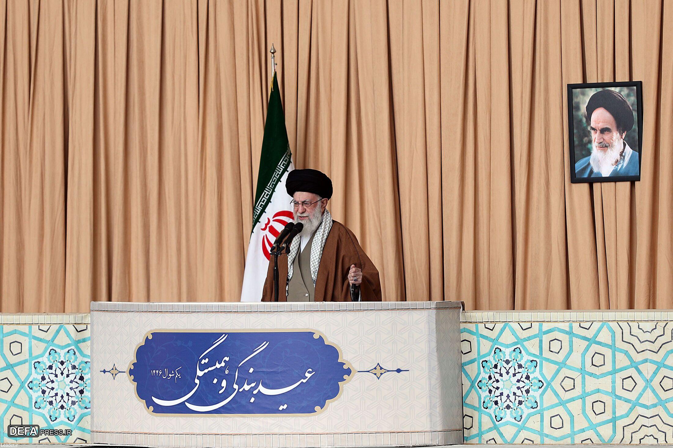امام خامنه‌ای: اگر شرارتی از سوی آمریکا صورت گیرد قطعا ضربه متقابلی خواهد خورد