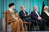 امام خامنه‌ای: اتحاد دنیای اسلام، تنها راه ایستادگی در مقابل باج‌طلبی قدرت‌های بزرگ است