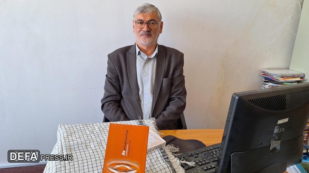 رزمنده دفاع‌مقدس: قلمم به عشق همرزمان شهید می‌نویسد