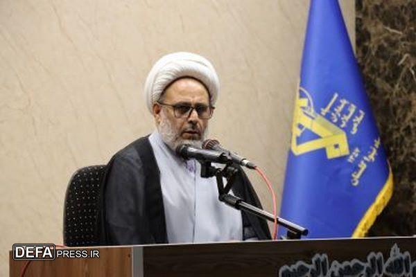 قرائت کردن و تدبر در قرآن برای انسان عزت ابدی می آورد/تدبر در قرآن باعث سعادت انسان می شود