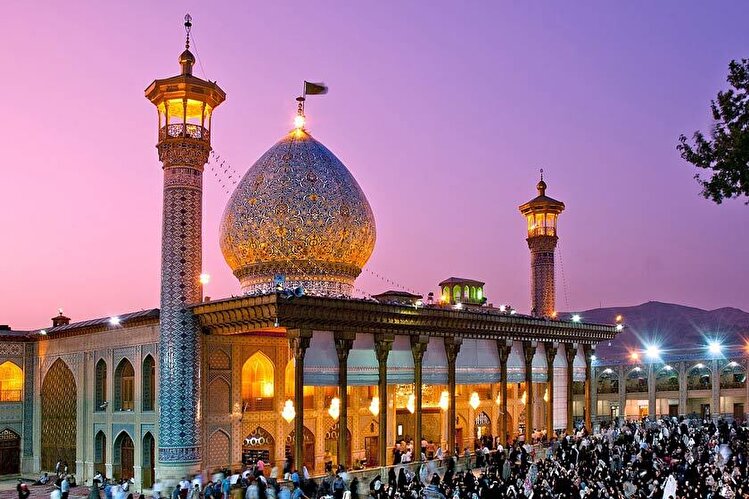 تشرف بیش از یک میلیون زائر به حرم مطهر شاهچراغ (ع)