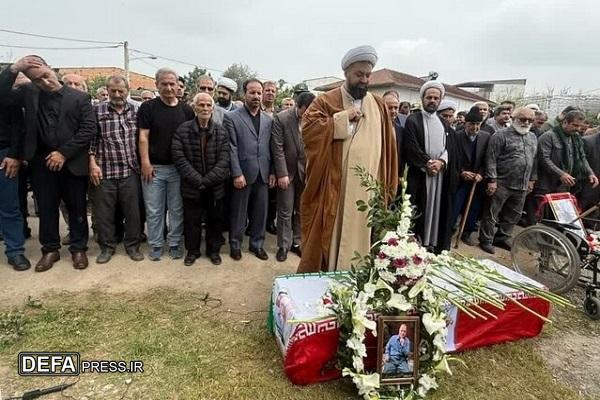 پیکر «مهدی تجر» معلم ایثارگر و جانباز شهید در گلستان تشییع شد