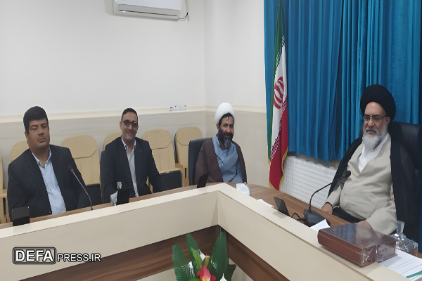 کارها و فعالیتهای مساجد و کانونها نباید در حد شعار باقی بماند کارها و فعالیتهای مساجد و کانونها نباید در حد شعار باقی بماند